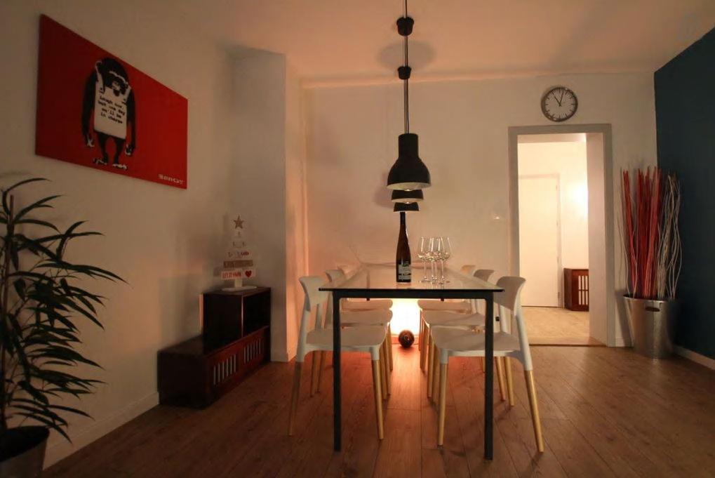 At Home In The Center Of コルマール エクステリア 写真